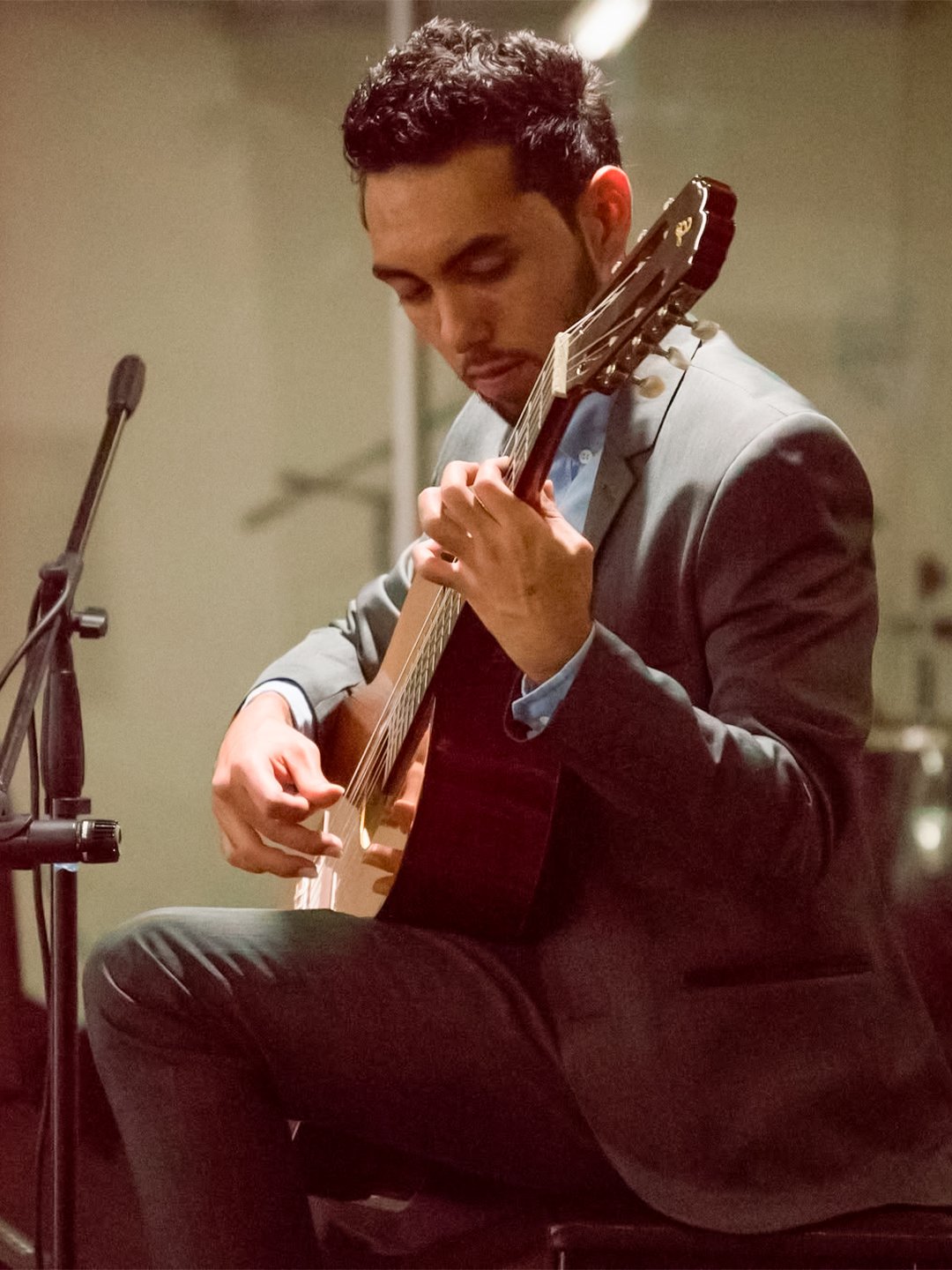 Alejandro - Guitarrista